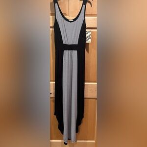 NWT- Eyeshadow Black and White Striped Sleeveless High Low Maxi Dress Size L